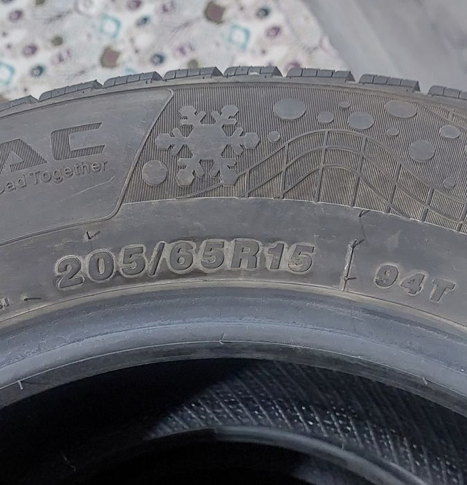 205/65 R15  кишки мавсум деярли янги 7000 юрганман 70$дан олганман зур