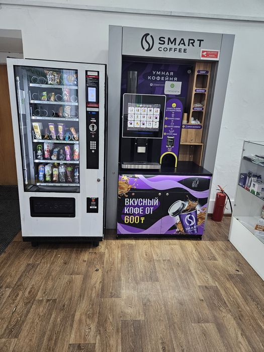 Кофе аппарат и снековый аппарат