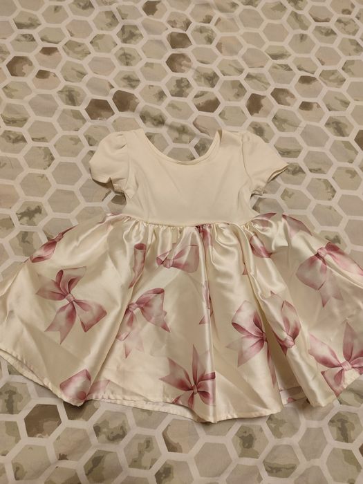 Детска рокля H&M 92рм с етикет