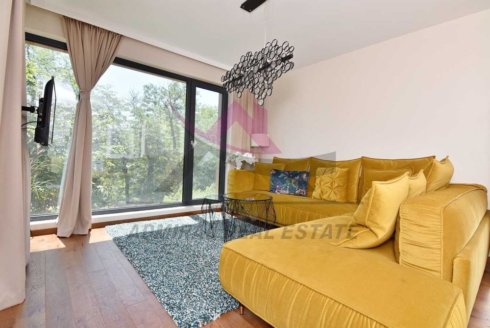 Продава се Двустаен апартамент в Варна, Център - 89 кв.м за 4472 €/кв.м - Снимка #4