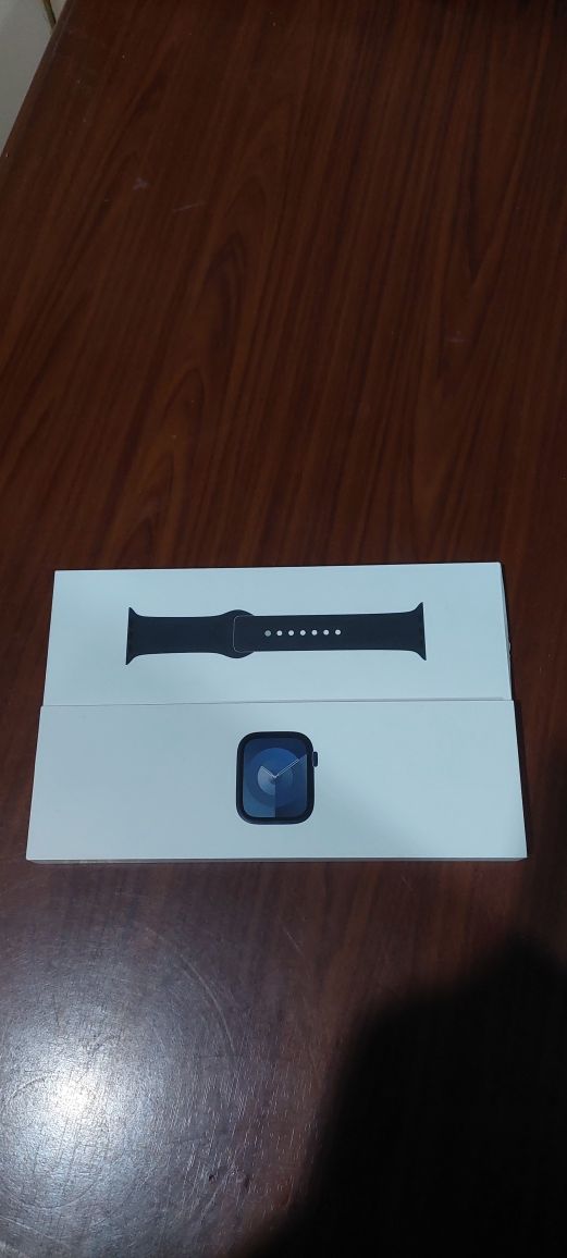 Недорого! Apple Watch 9 41mm Midnight ёмкость 100%