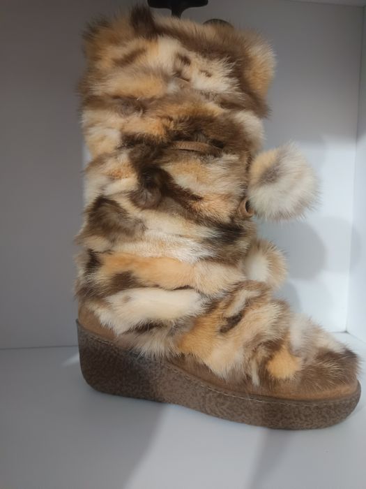 Vând ghete blana naturala