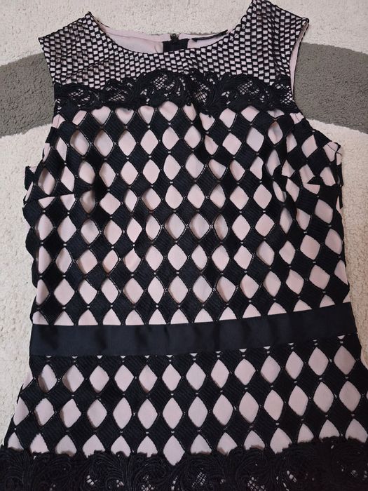 Продавам топ марка Miss Selfridge-  размер S