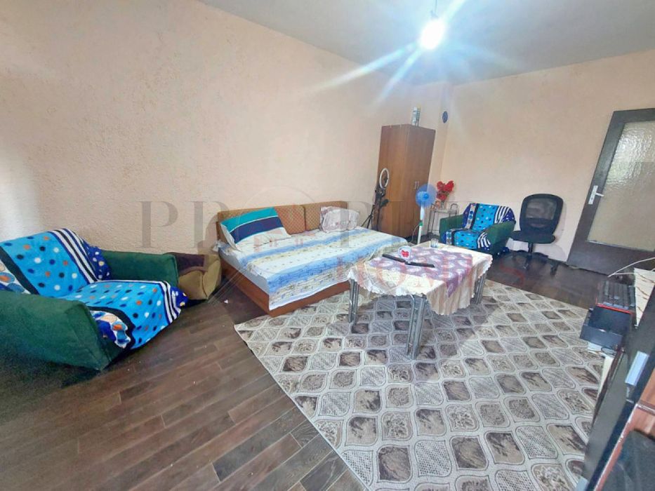 Двустаен Панелен Апартамент в ж.к. Бузлуджа