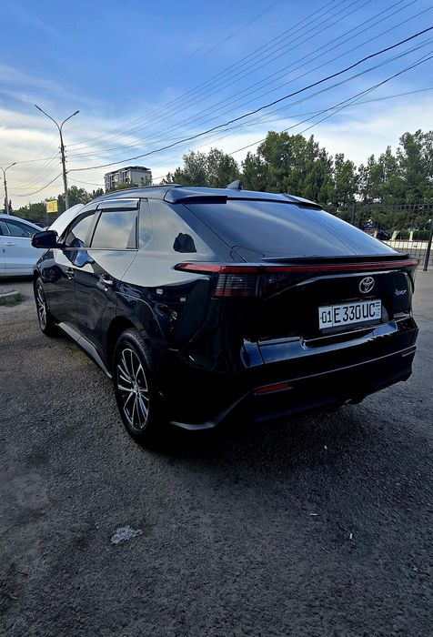 Toyota BZ4X Long-range Full