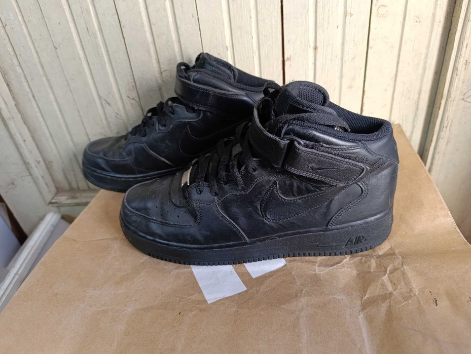 ''Nike Air Force 1 Mid Black''оригинални мъжки маратонки 43 номер