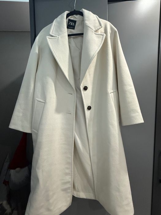 Палто Зара Бяло за есен зима