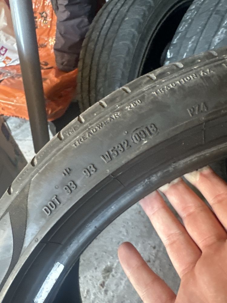 Pirelli 245 40 19