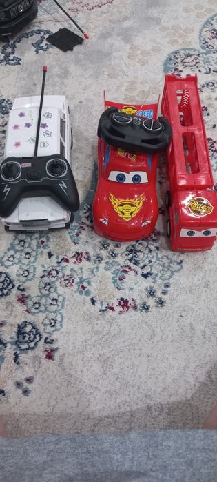 Продам машинки..