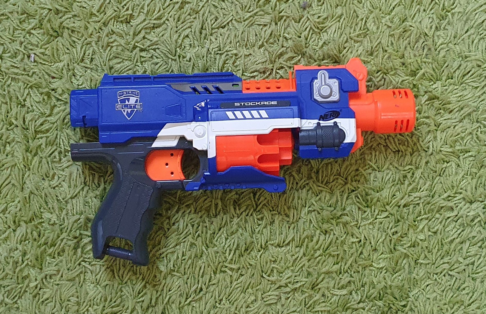 Различни Nerf пистолети