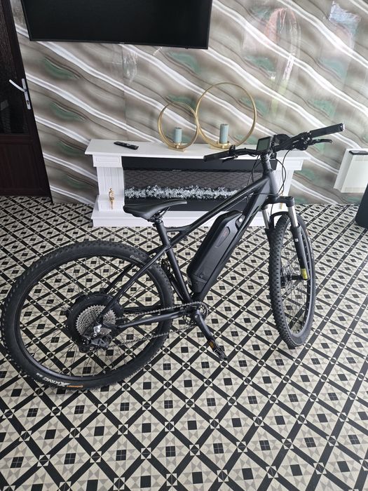 Bicicleta electrica AEG neagra