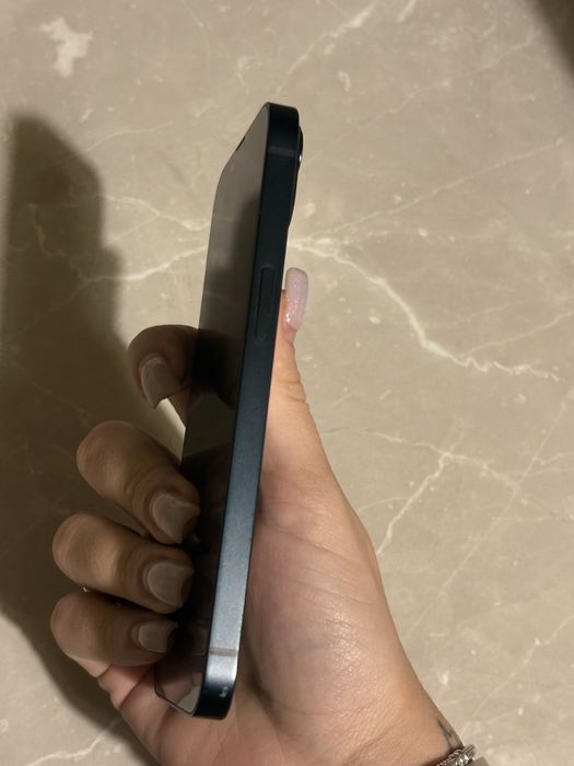 Vand Iphone 13 Midnight