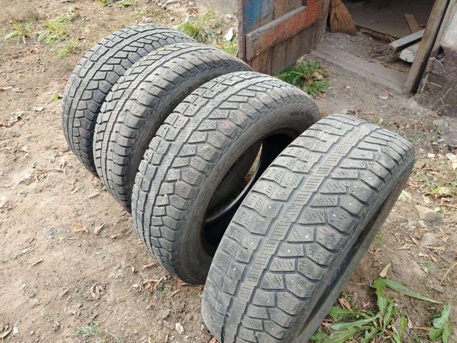 Срочно продам шины