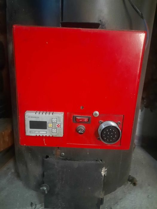 продавам котел на пелети