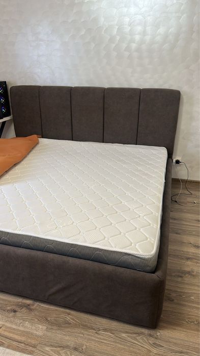 Продается новый каркас кровати 2х2м
