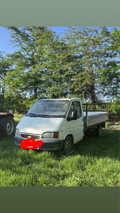 Vand carosata functionala pentru munca si transport.