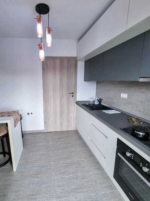 Дава се под наем Тристаен апартамент в Пловдив, Коматево - 90 кв.м за 326.4 € - Снимка #3