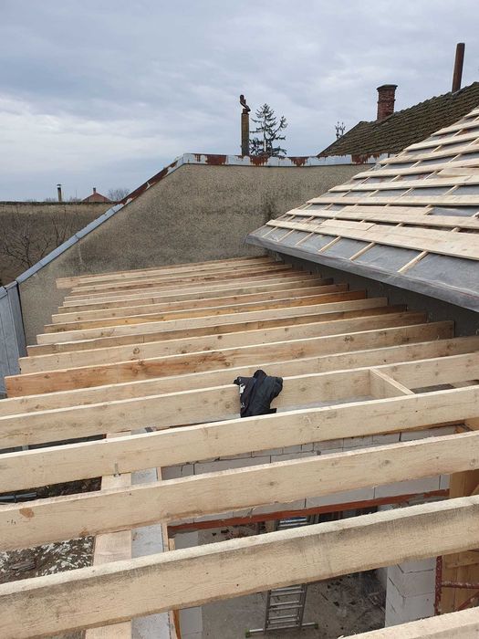 Montaj orice tip acoperis, reparatii orice tip acoperis, hidroizolati