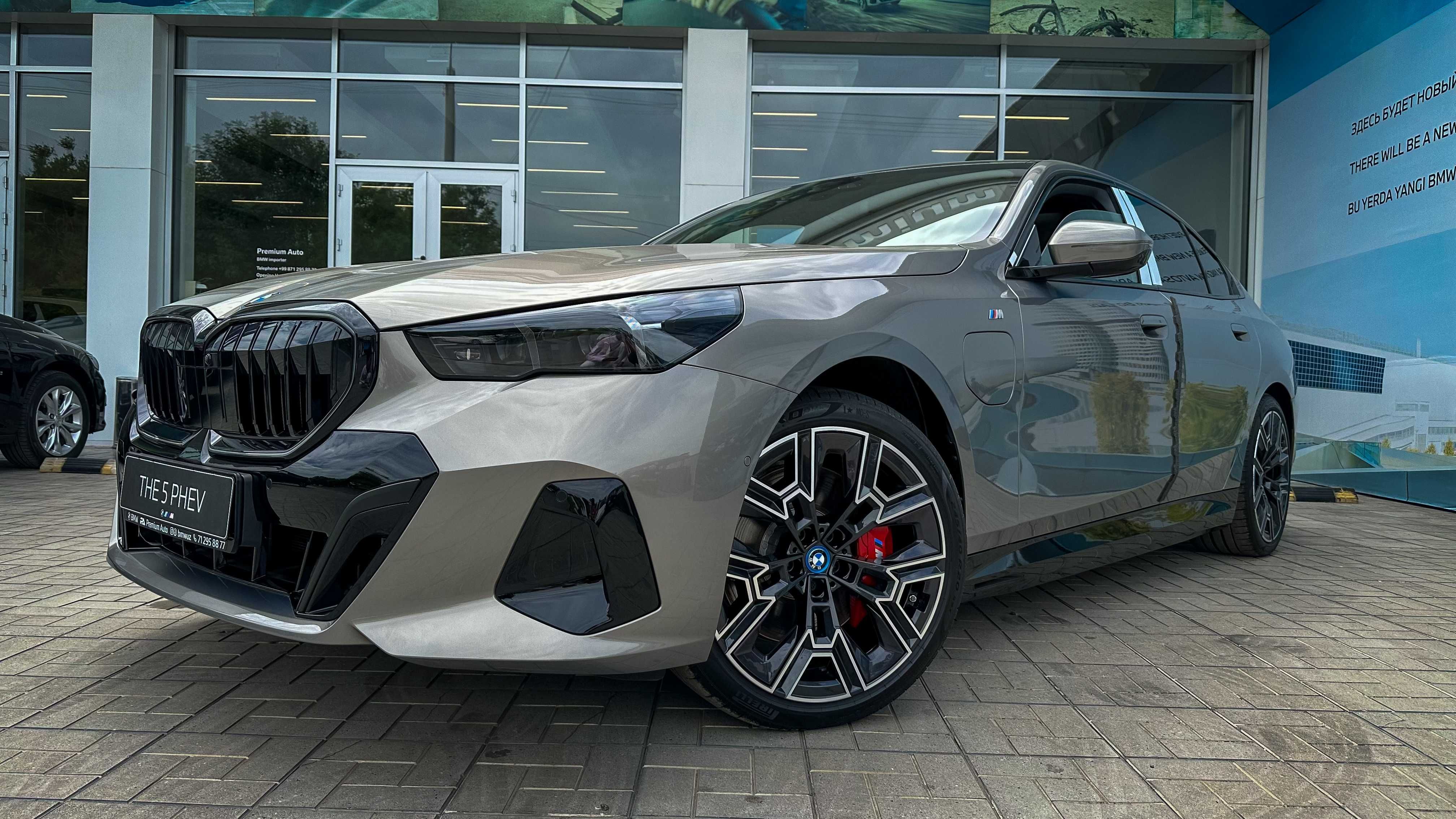 Продам новый BMW 550E Hybrid Спец.предложение с официальной гарантией