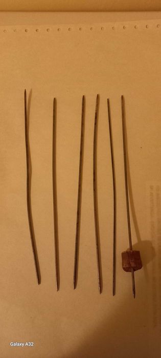 Set bete metalice vechi pentru paine/paste