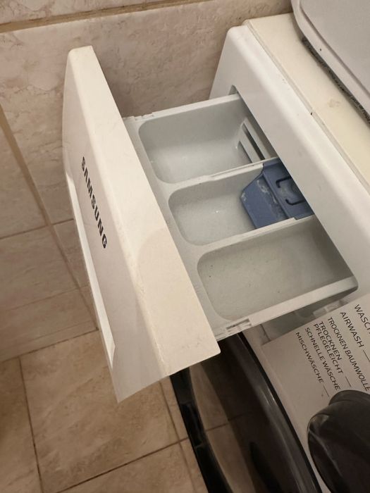 Masina de spalat cu uscator inclus Samsung