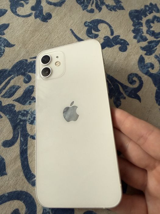 Айфон 12 !128гб !Перфектно състояние без забележки!