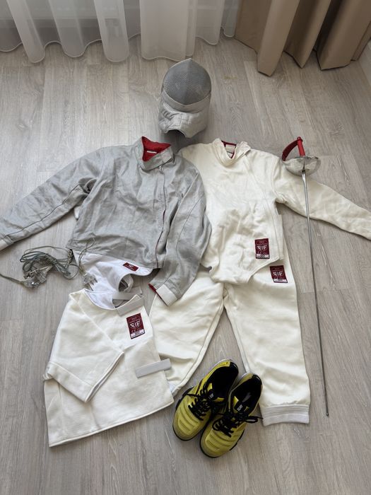 Продаю профессиональную фехтовальную форму Guanda Fencing