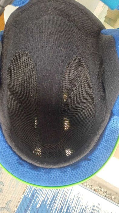 Ски, обувки, каска, очила за деца /може и поотделно/