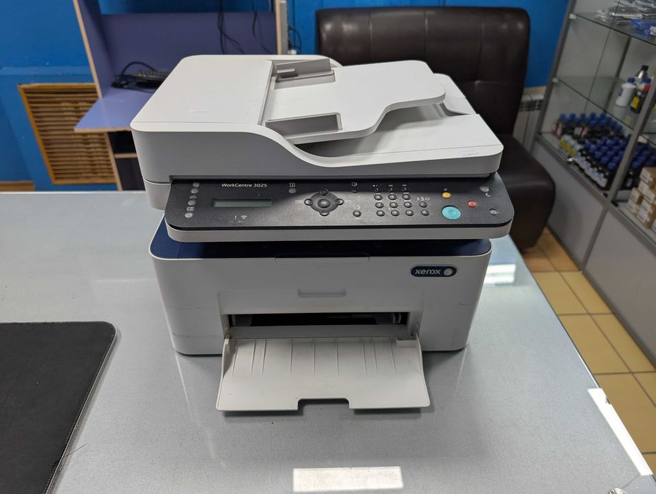 Продам отличный МФУ Xerox 3025 с двойной подачей