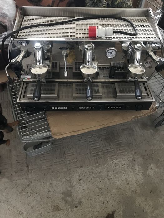 Профисеонална кафе машина