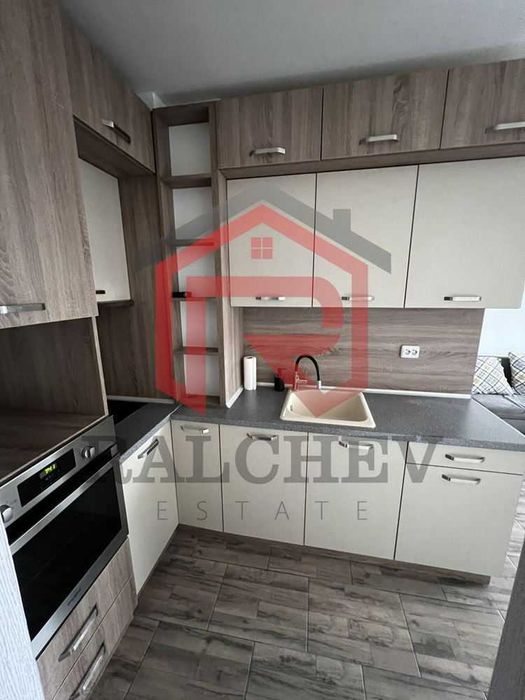 Дава се под наем Двустаен апартамент в Варна, Кайсиева градина - 50 кв.м за 382.5 € - Снимка #1