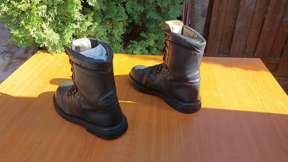 Ghete piele naturala Brandit