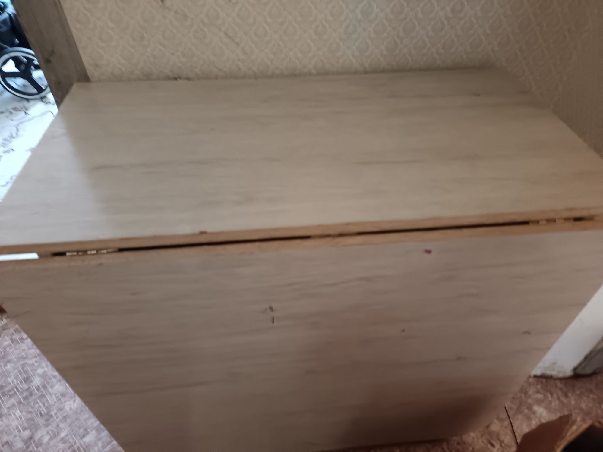 Продается Стол раздвижной