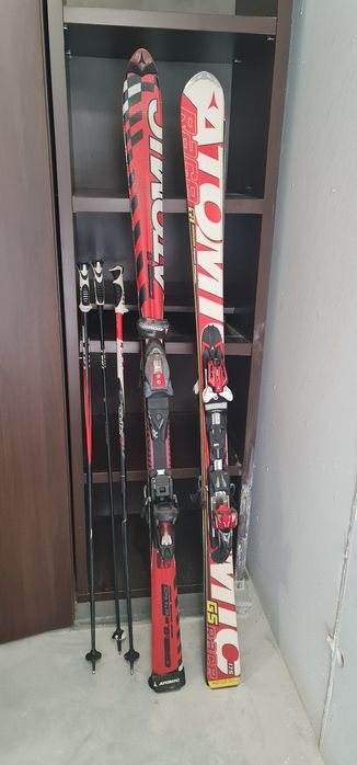 Schiuri de 1.75 m .Stare bună