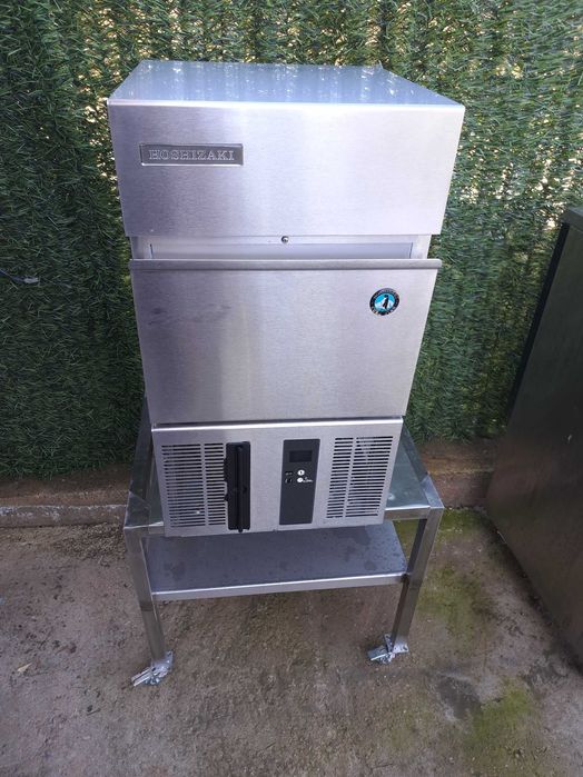Професионален Ледогенератор HOSHIZAKI