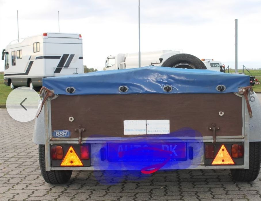 Remorca auto 1600 kg.cu sistem de frânare