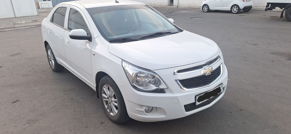 Шевроле Кобальт 2023 года