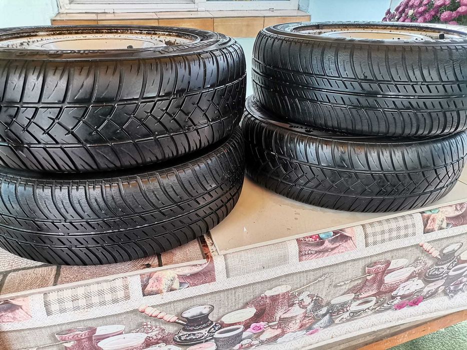 Cauciucuri  cu jenti