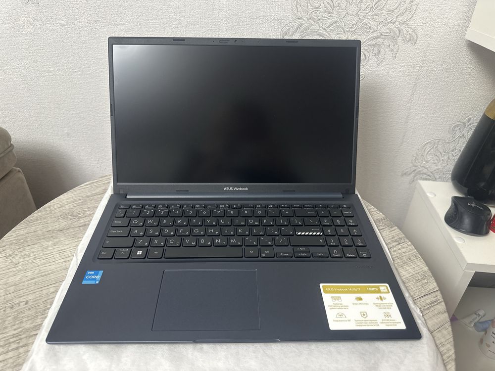 Asus vivobook 15