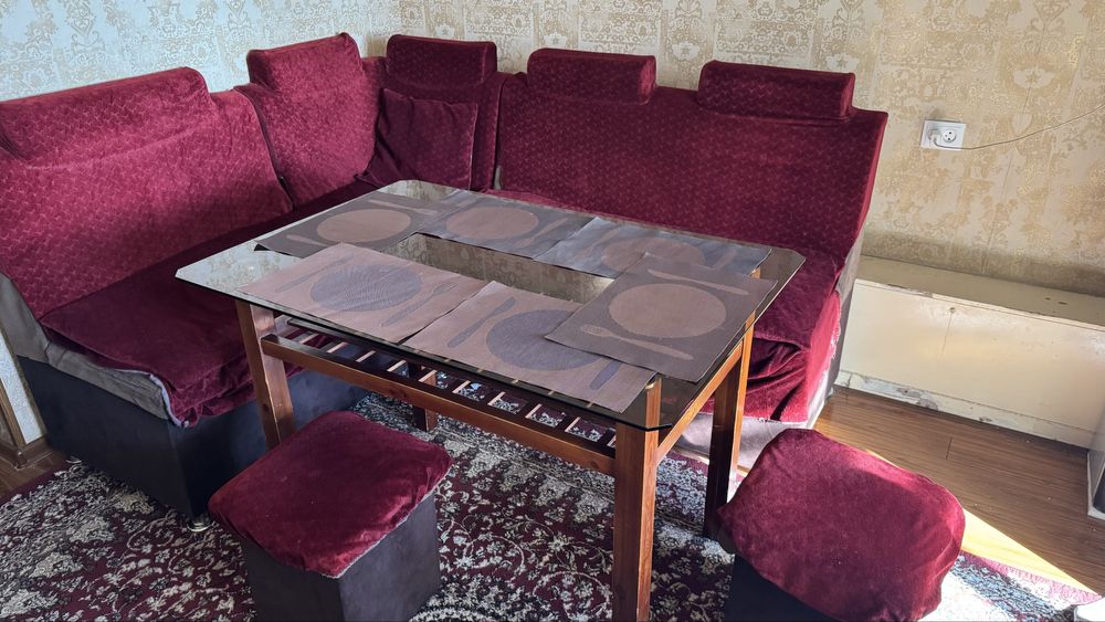 Уголок в хорошем состоянии