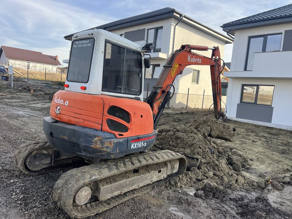 Miniexcavator kubota de 5 tone