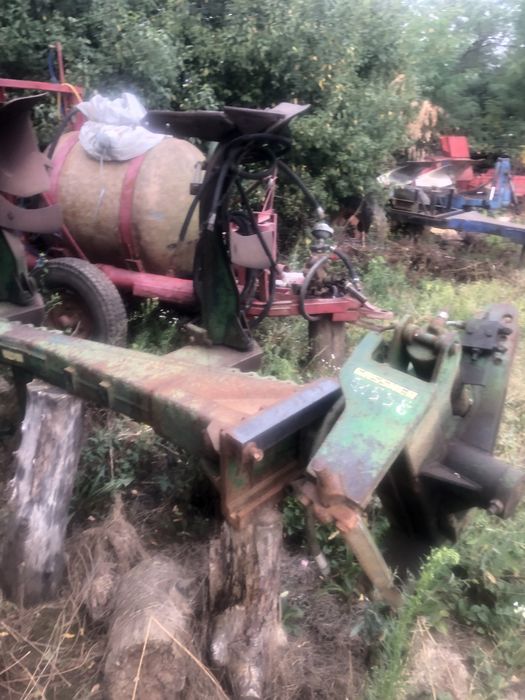 Plug cu doua trupite romanesc