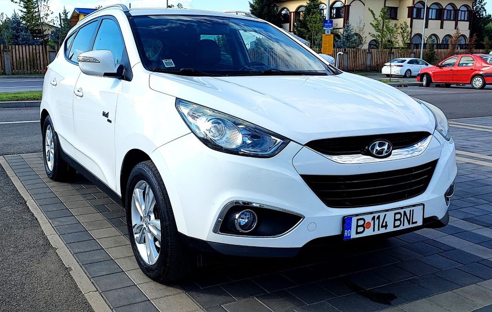 Hyundai IX35  1.6 benzină  manuala