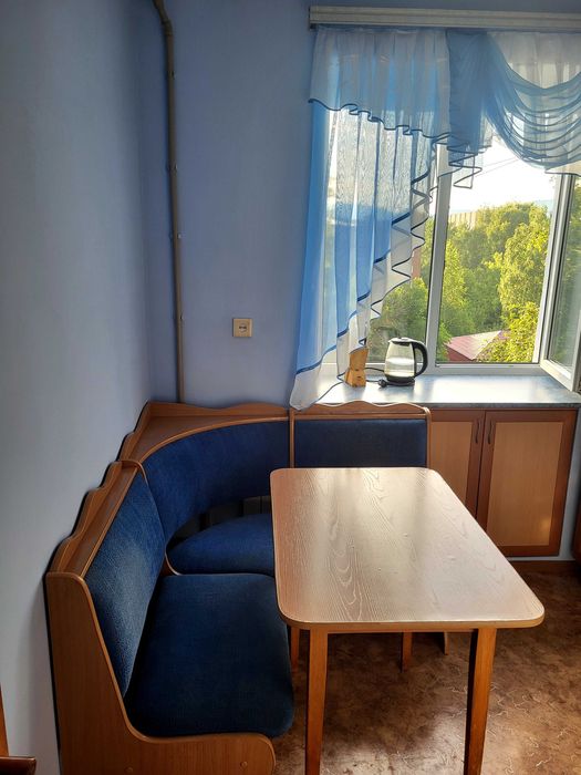 Продам квартиру 2х комнатную, 3 мик-он, дом 6