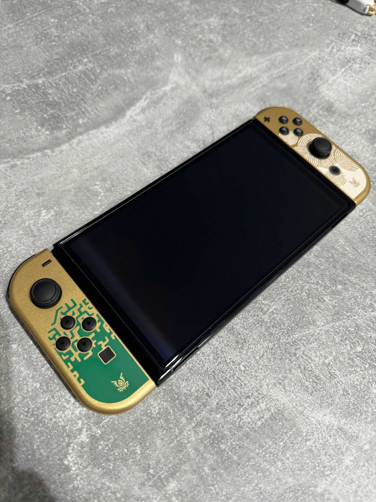 Nintendo Switch OLED Tears of the Kingdom Edition