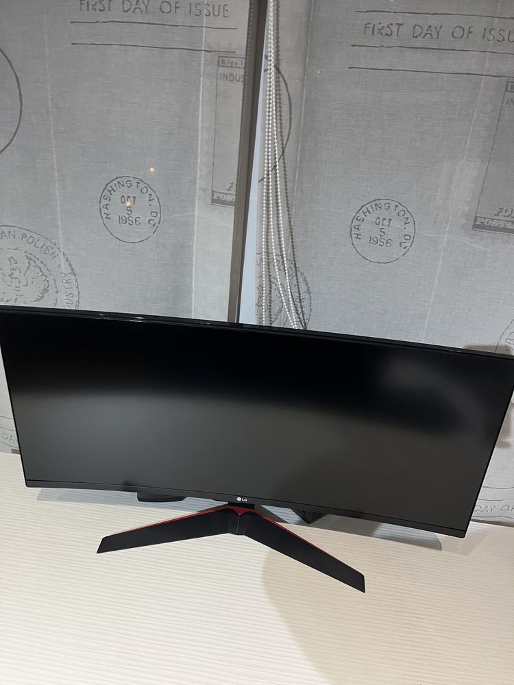 Lg monitor 37 inch 144herts