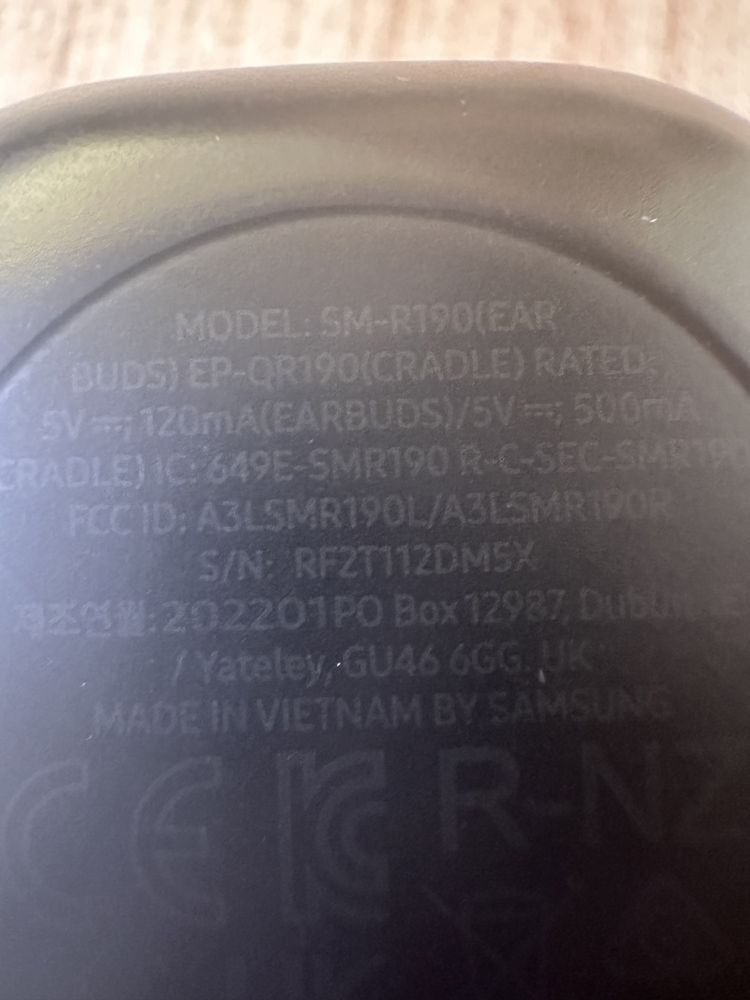 Samsung bluetooth слушалки (тапички)