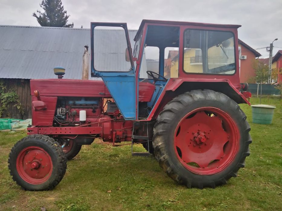Tractor UTB 650 gata de lucru