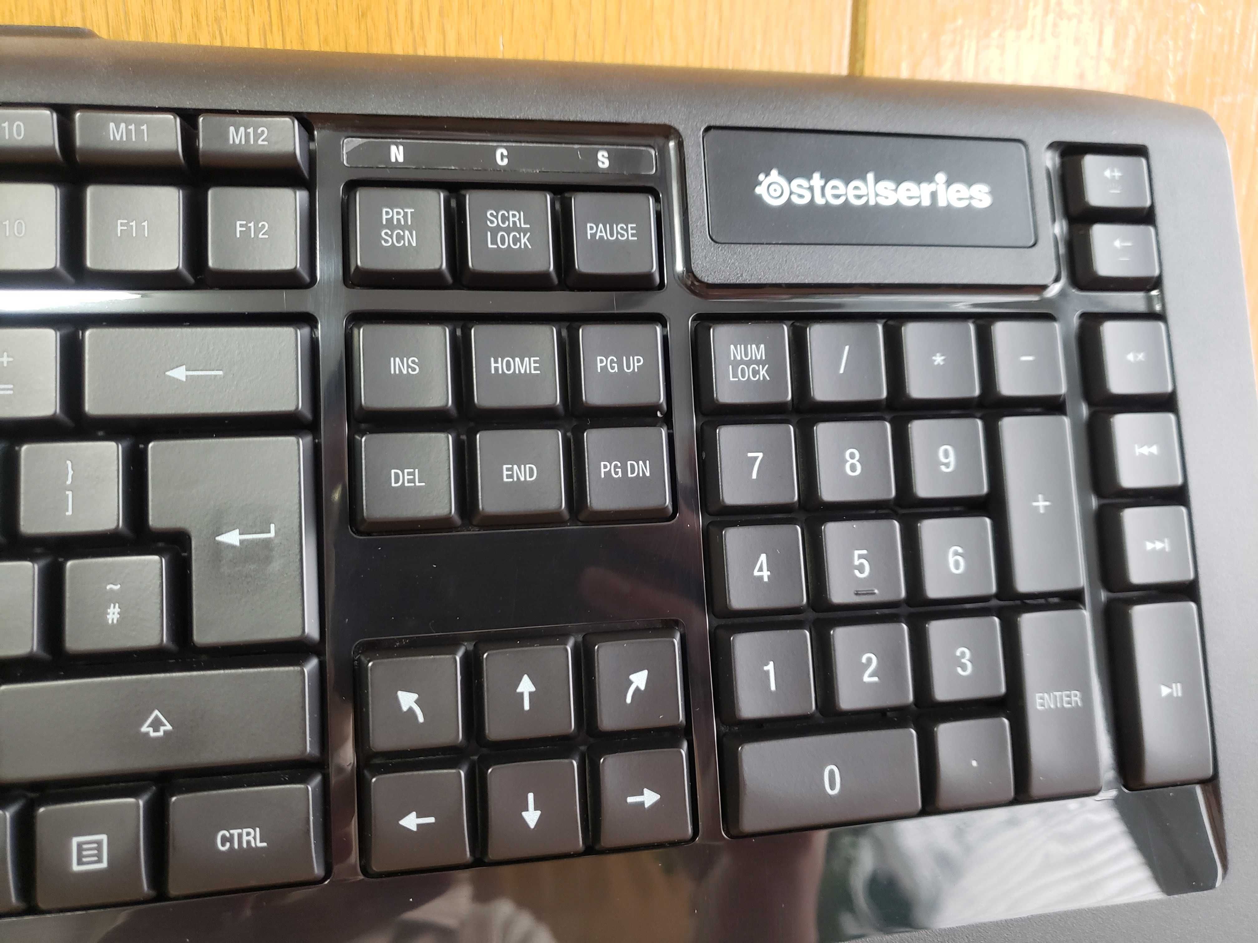Многофункционална геймърска клавиатура SteelSeries Apex 64145
