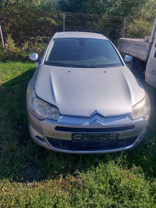 Dezmembrez Citroen C5 1.6 D 2010